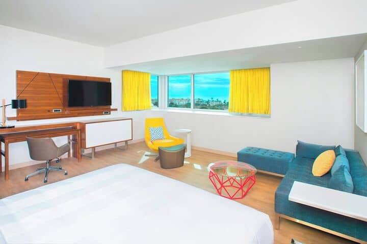 Room 27 of 54