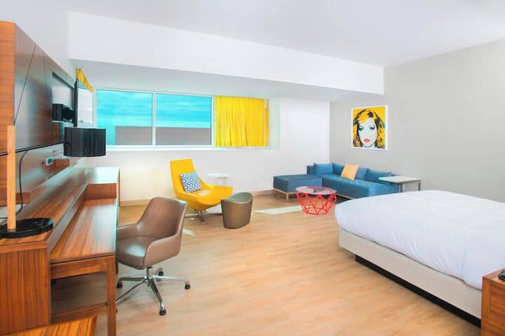 Room 12 of 54